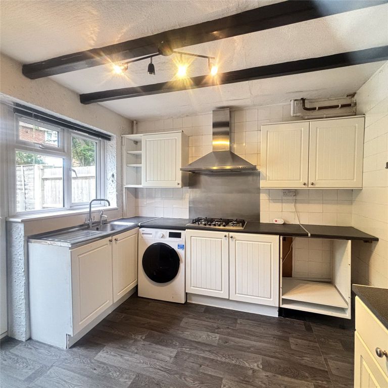 Property photo 2 of 10 Picture No. 13