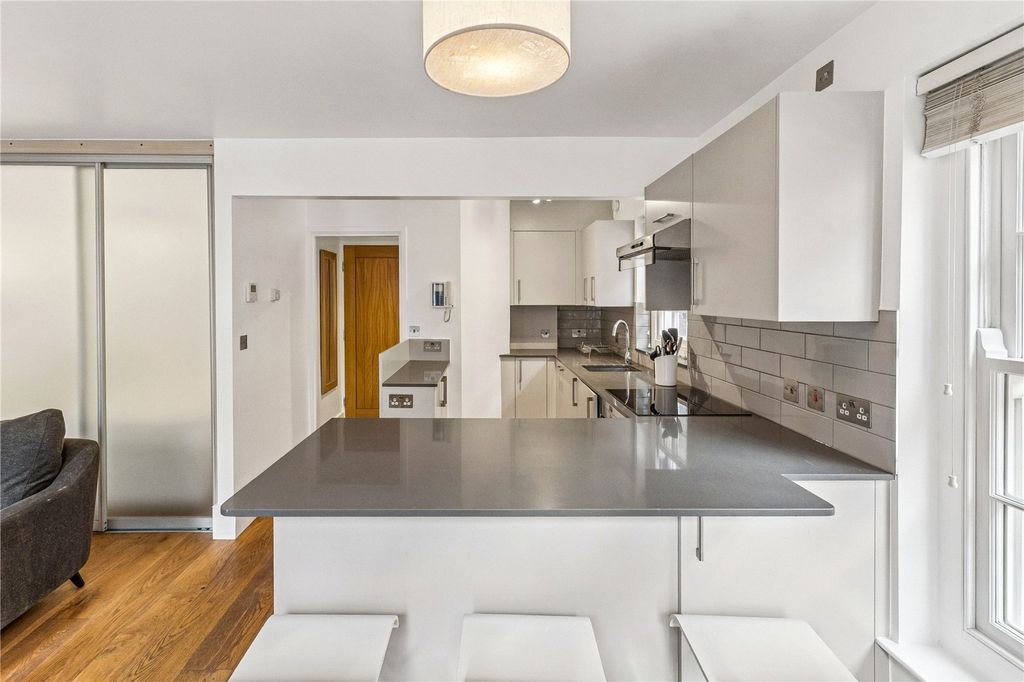 Property photo 3 of 12 Picture No. 08