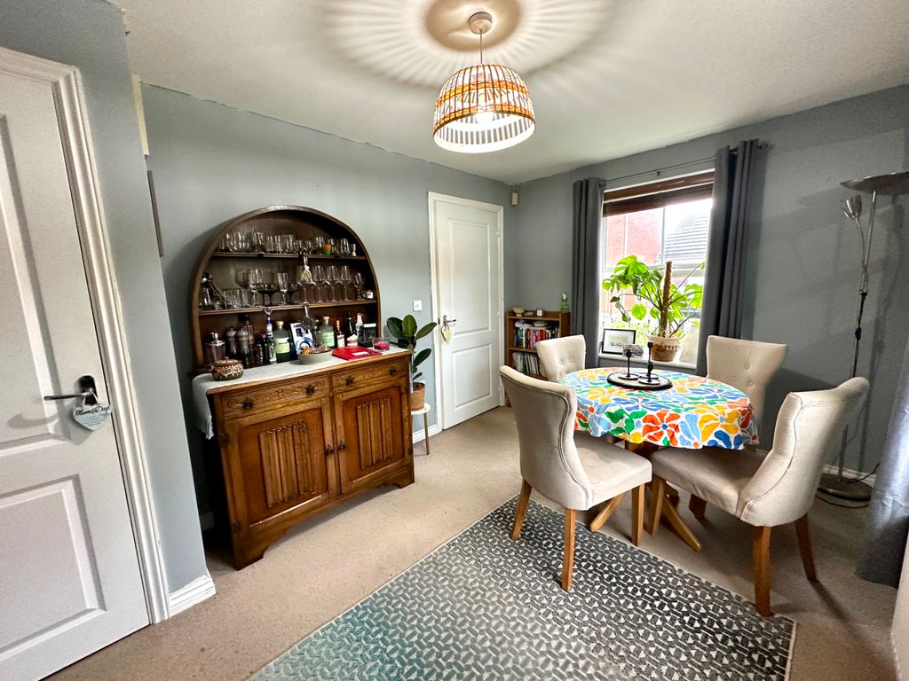 Property photo 3 of 26