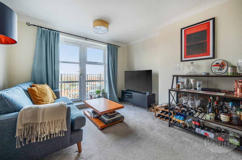 Property photo 2 of 17 0915ce7A-1983-485...