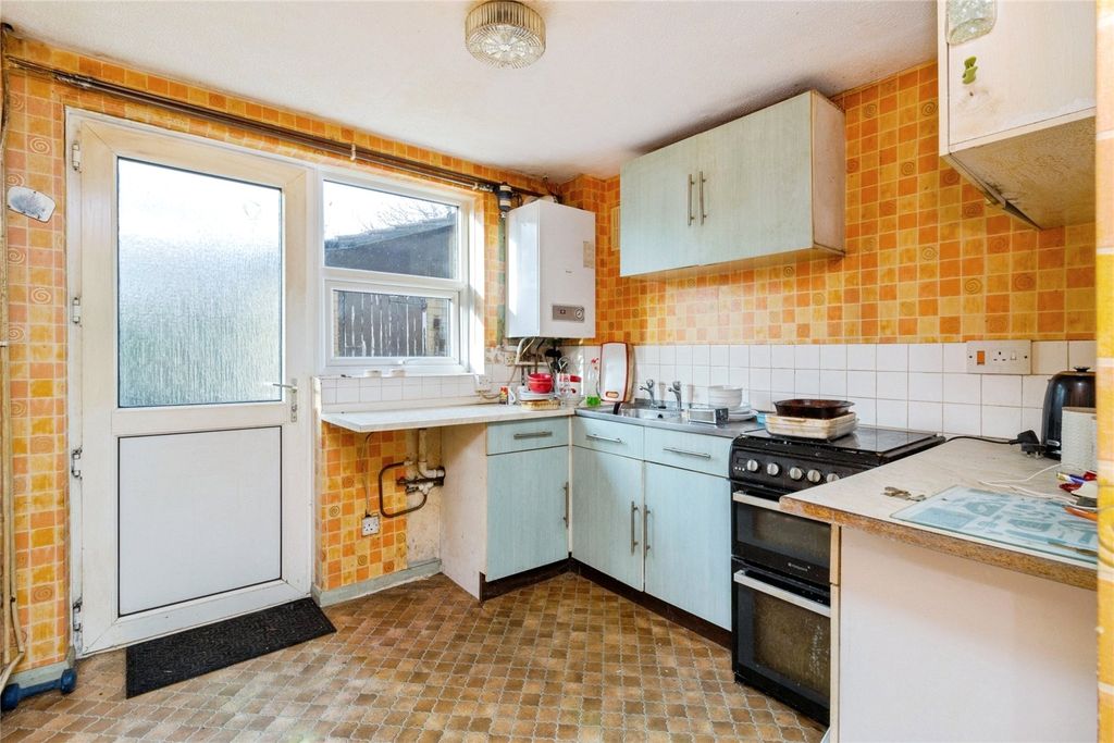 Property photo 3 of 22 Picture No. 18