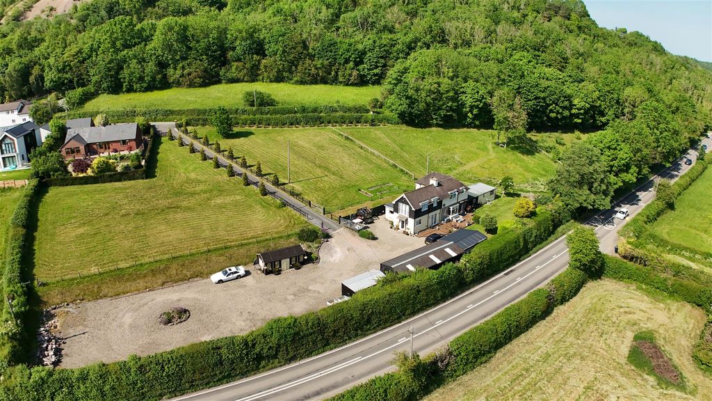 Property photo 1 of 34 Dji_20260527160254_0550_D.Jpg