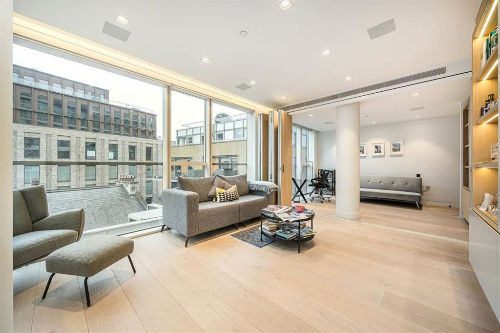 Property photo 3 of 8