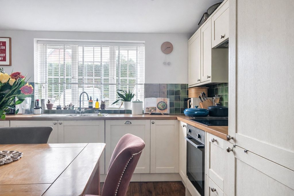 Property photo 3 of 14 Picture No. 61