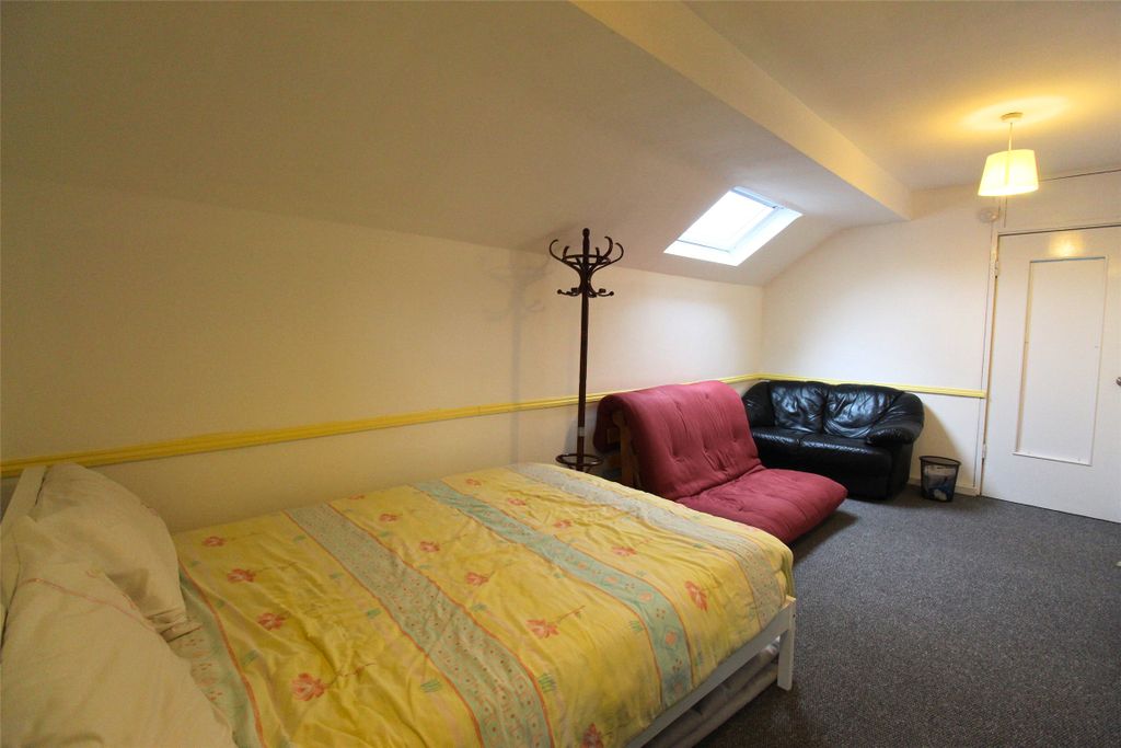 Property photo 2 of 6 Picture No. 06