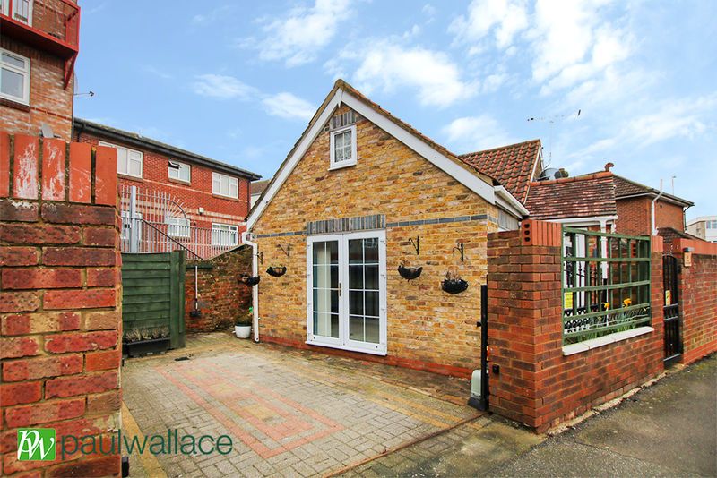 Property photo 1 of 14 Exterior