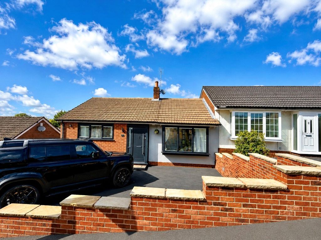 Property photo 1 of 12 External