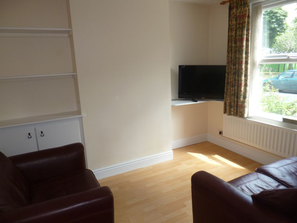 Property photo 3 of 5