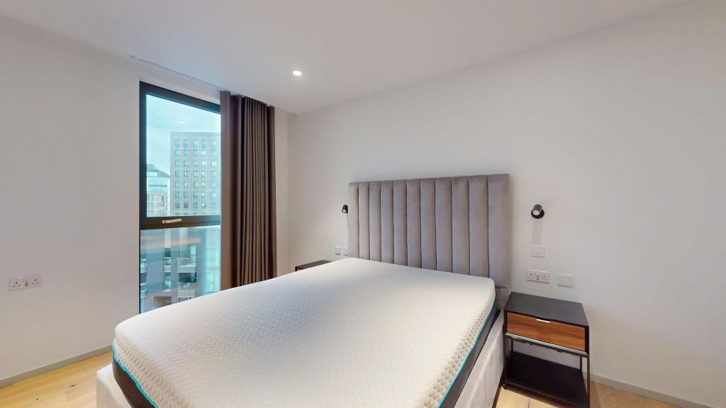 Property photo 3 of 29 Bedroom