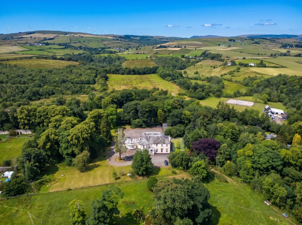 Property photo 1 of 30 Ryefield House, Dalry Drone