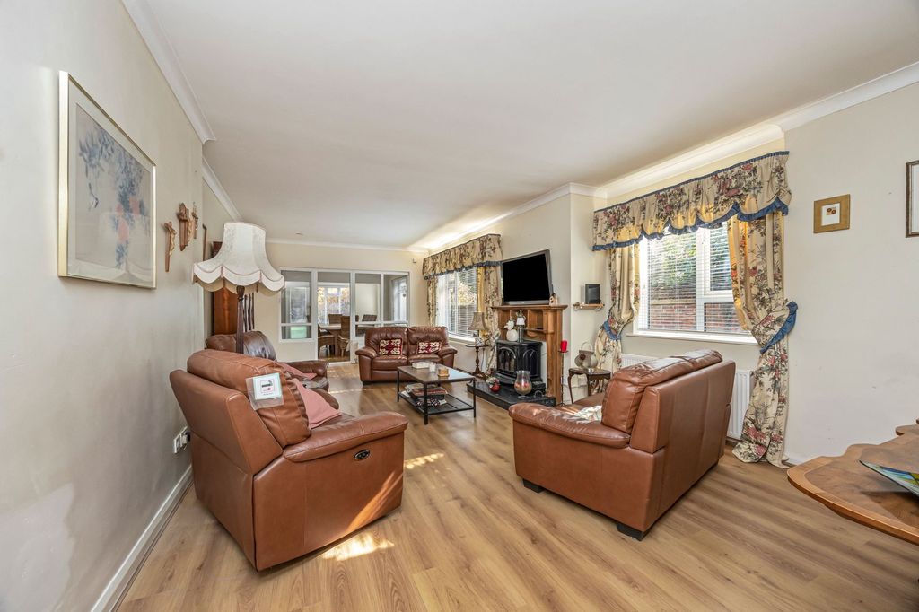 Additional image 6 of 3 bed flat for salePrinces Square, Hove BN3