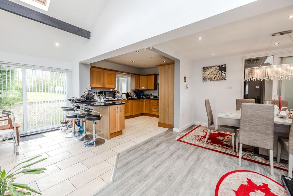 Additional image 4 of 6 bed property for saleRunnymede Road, Darras Hall, Ponteland, Newcastle Upon Tyne NE20