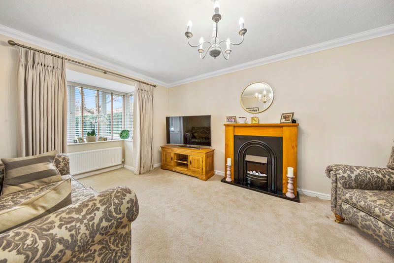 Property photo 3 of 34 Living Room