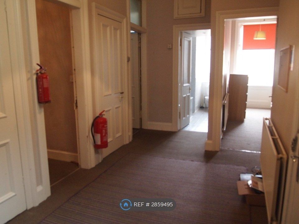 Property photo 2 of 27