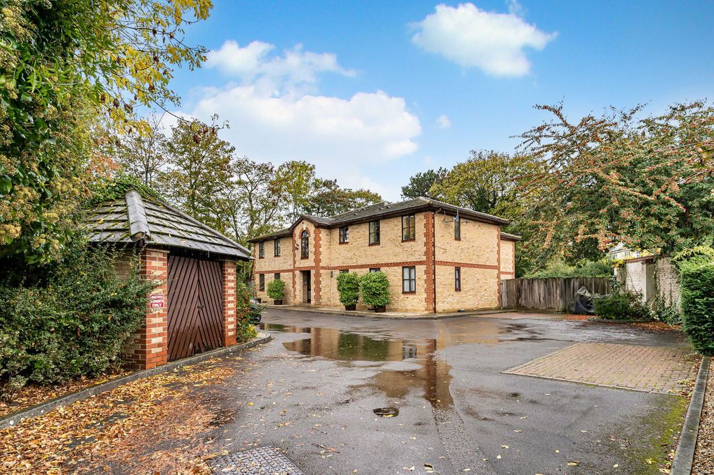 Property photo 1 of 14