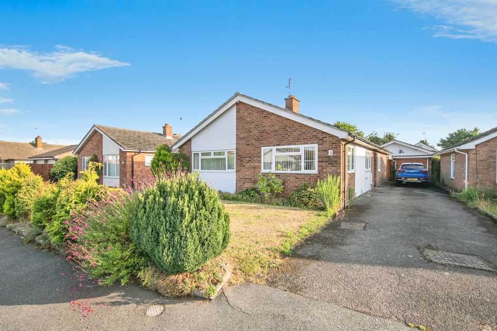 Property photo 1 of 17