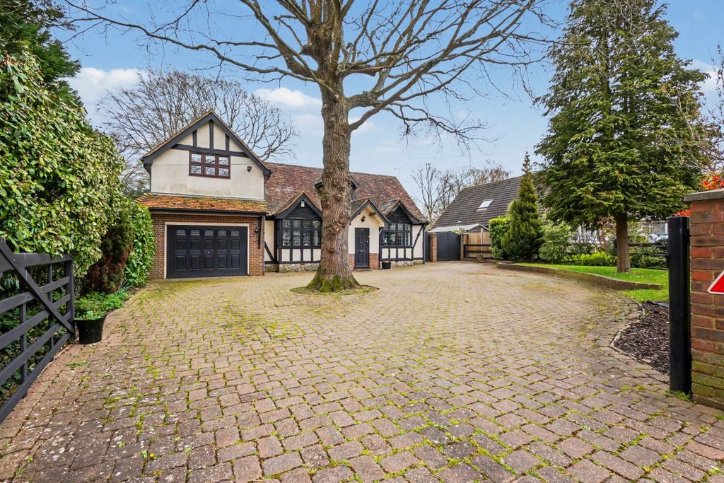 Property photo 2 of 37 4998134