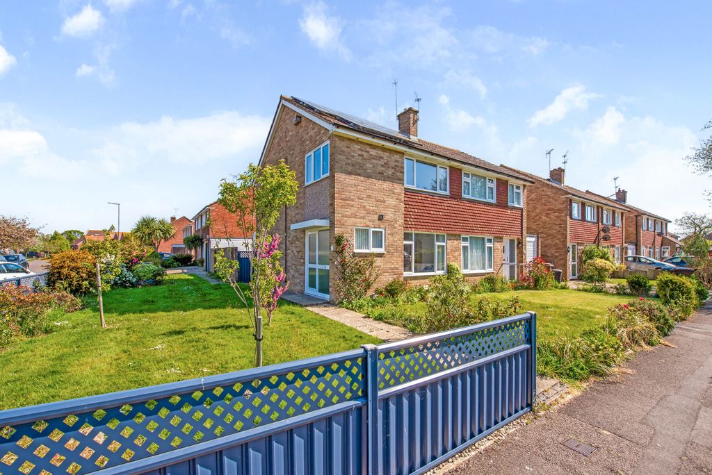 Property photo 1 of 21