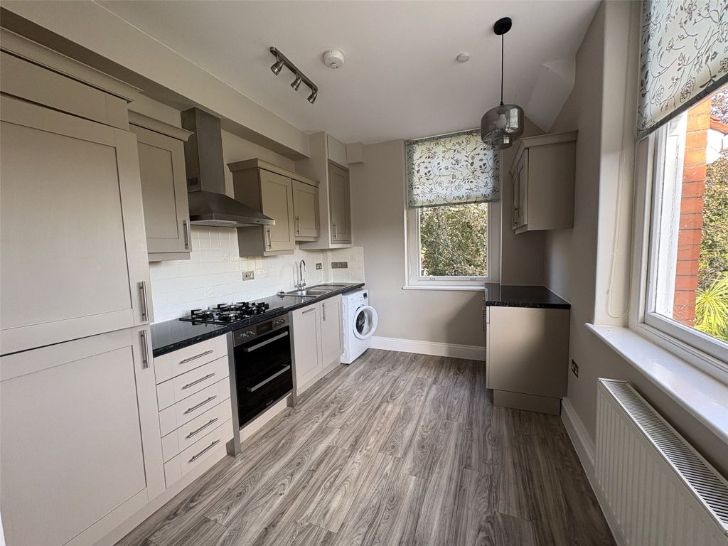 Property photo 2 of 11 Picture No. 03