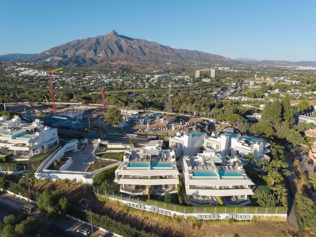 Property photo 1 of 43 Image