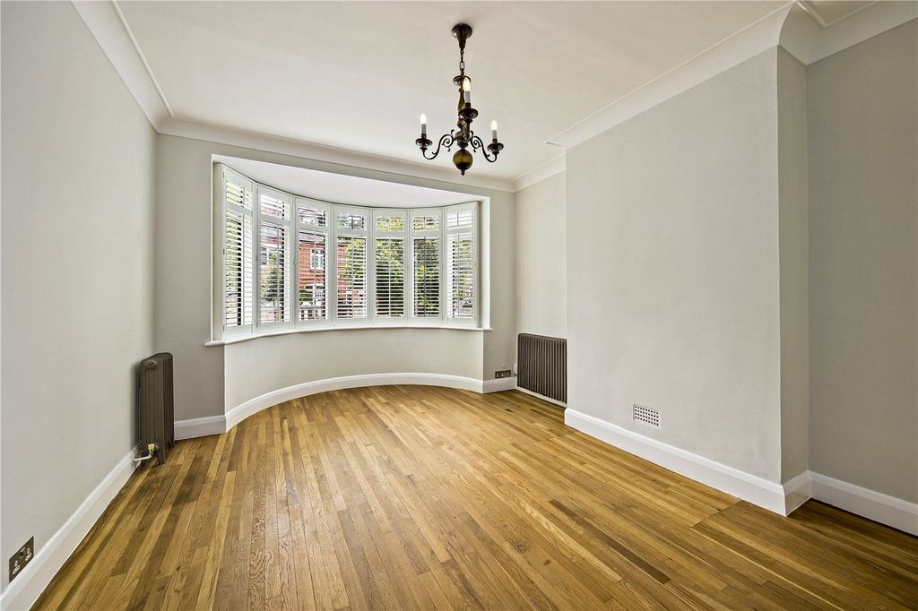 Property photo 2 of 10 Picture No. 16