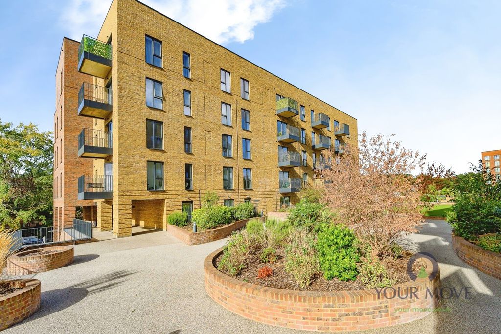 Property photo 3 of 14 Pbox-Img.Jpg