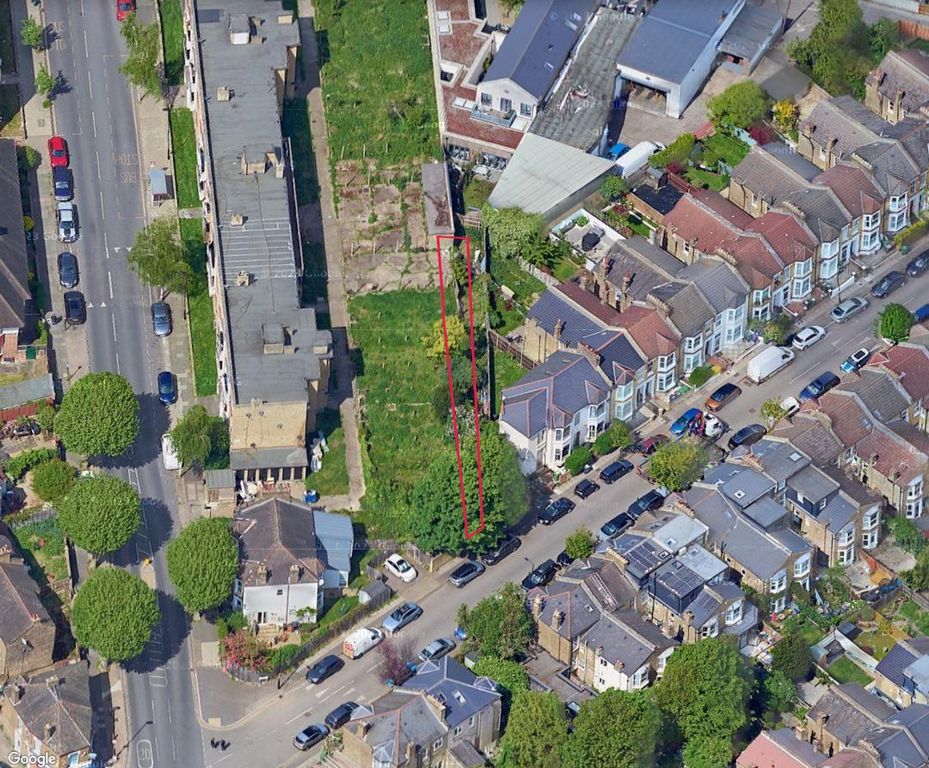 Property photo 3 of 4 2004802