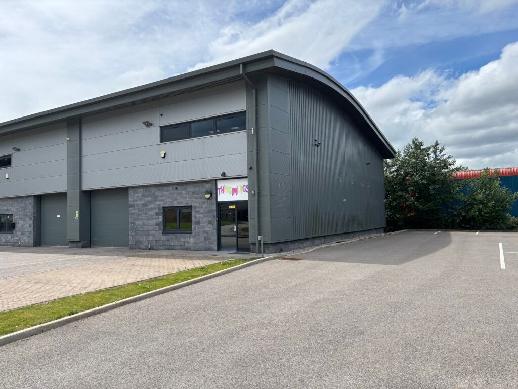 Property photo 2 of 12