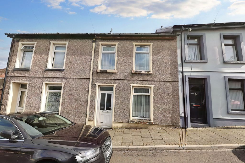 Property photo 1 of 1