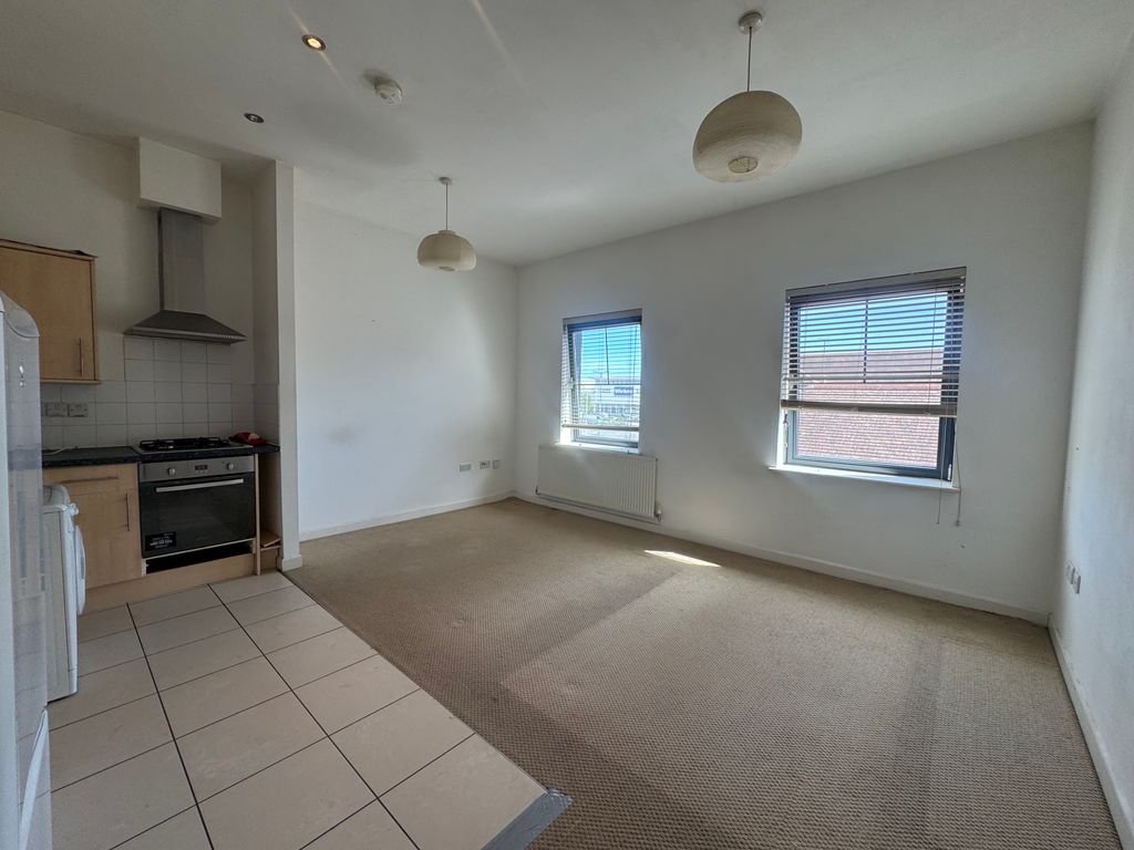 Property photo 2 of 5 Living Room