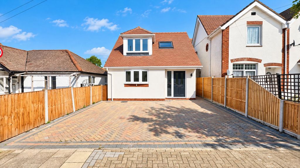 Property photo 2 of 14
