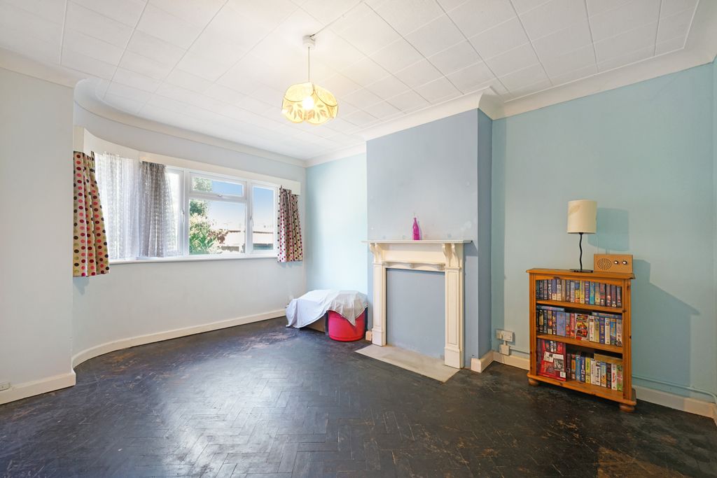 Property photo 2 of 10 Gallery