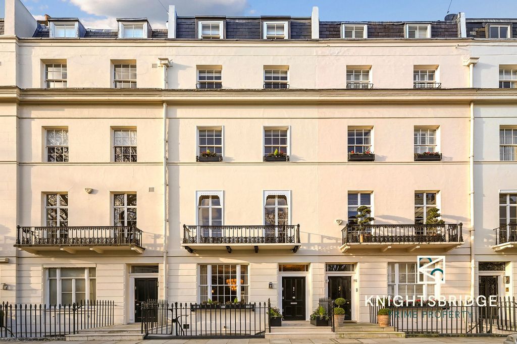 Additional image 44 of 6 bed property to rentChester Square, London SW1W
