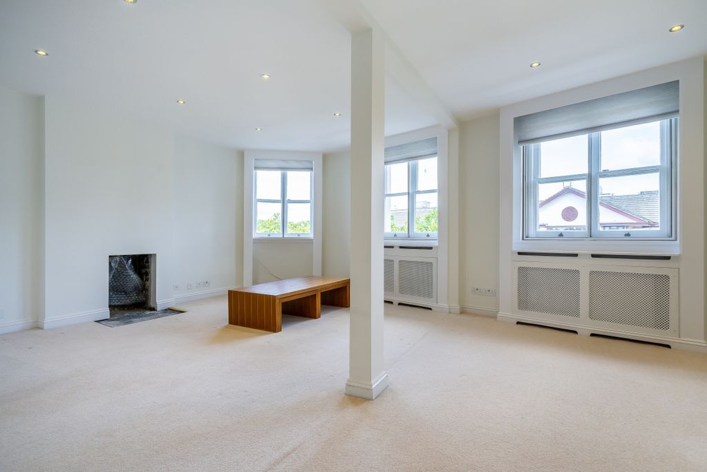 Property photo 3 of 14 Reception Room