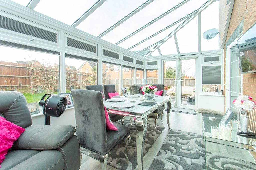 Property photo 3 of 17 Picture 3