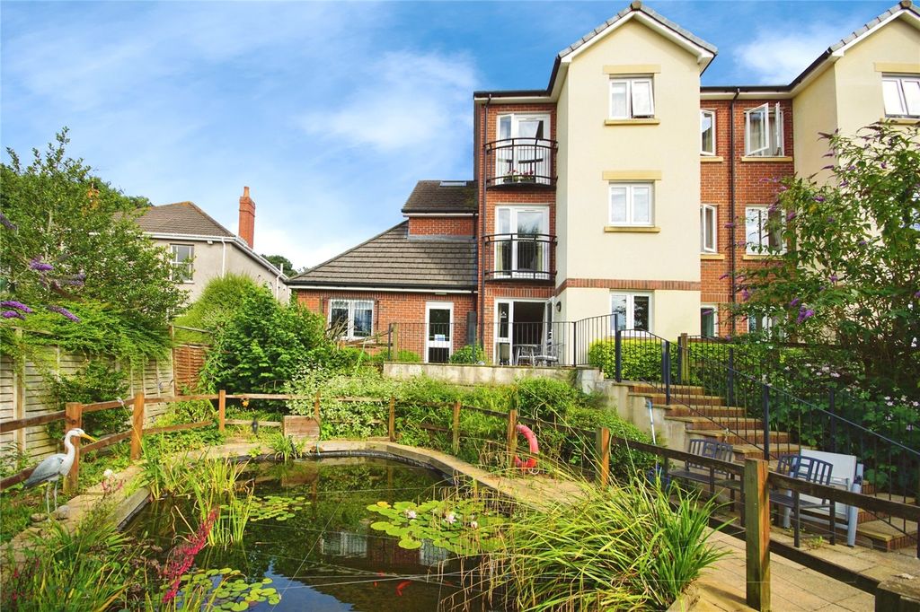 Property photo 2 of 17 Photography