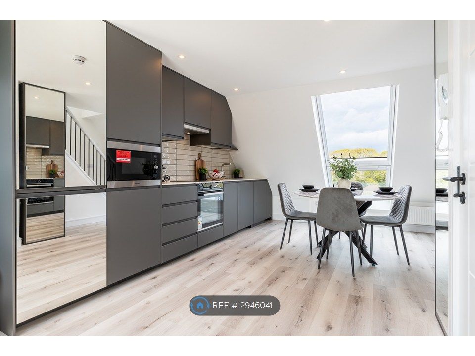 Property photo 1 of 15 Kitchen/Dinning