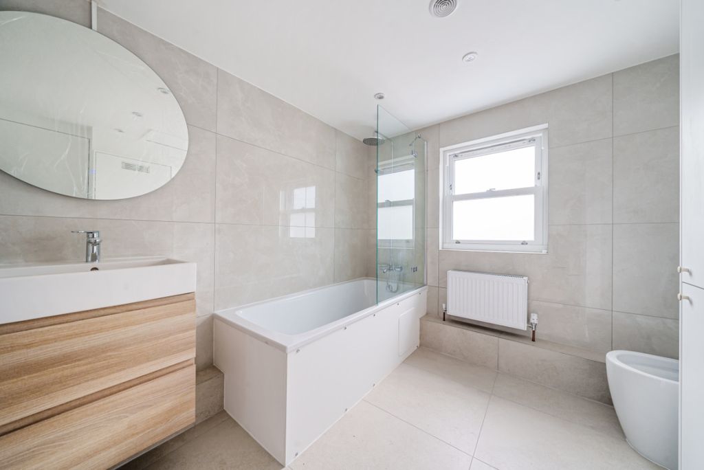 Property photo 3 of 5 1006405 (3)