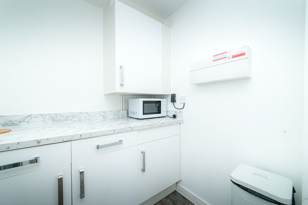 Property photo 3 of 13 Picture 3