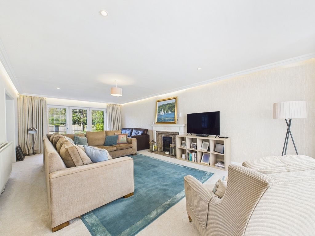 Property photo 3 of 17 4090988