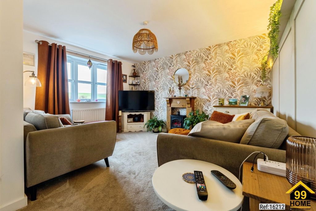 Property photo 3 of 20 Photo 2