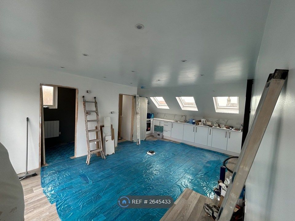 Property photo 2 of 13 Kitchen Diner Living 1