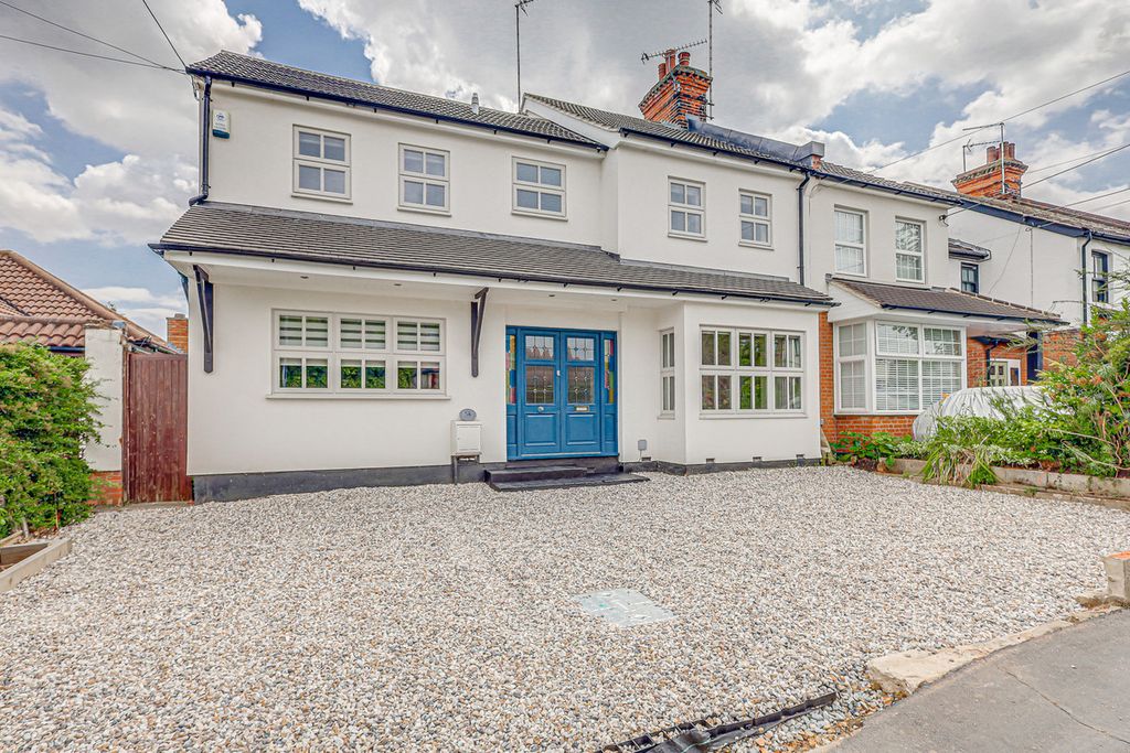 Property photo 1 of 30