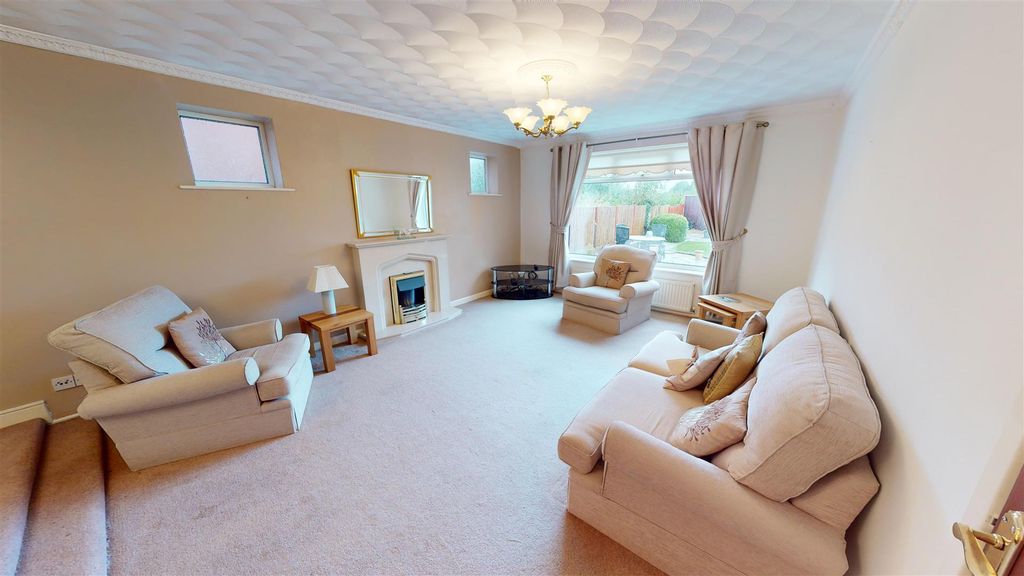 Property photo 2 of 24 Avery Road Reception Room