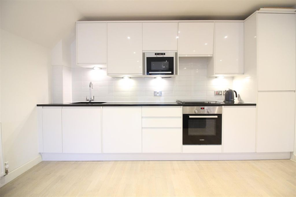 Property photo 3 of 12 Img_1362.Jpg