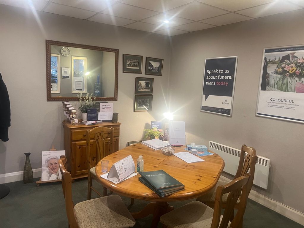 Property photo 3 of 6