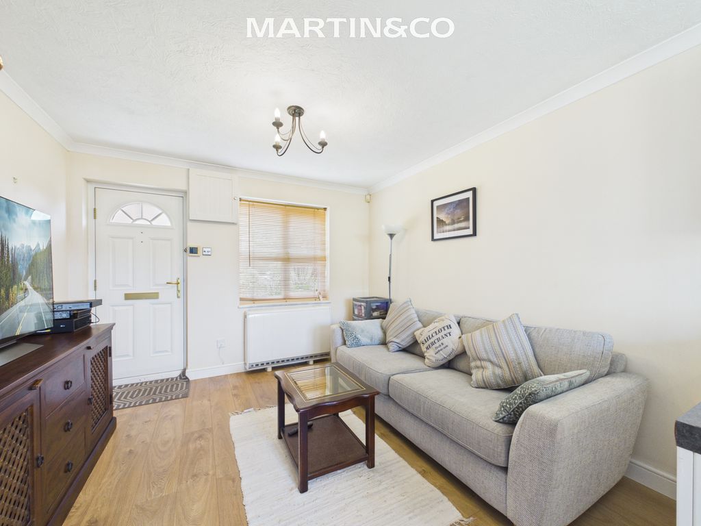 Property photo 2 of 11