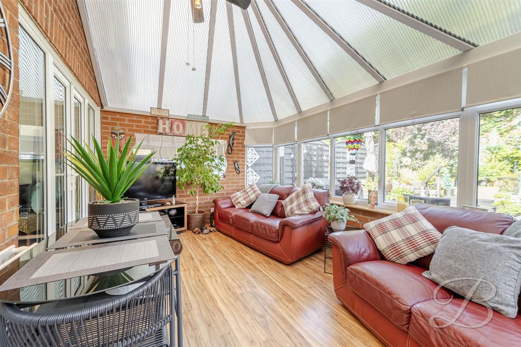 Property photo 3 of 37 Ccltd-33.Jpg