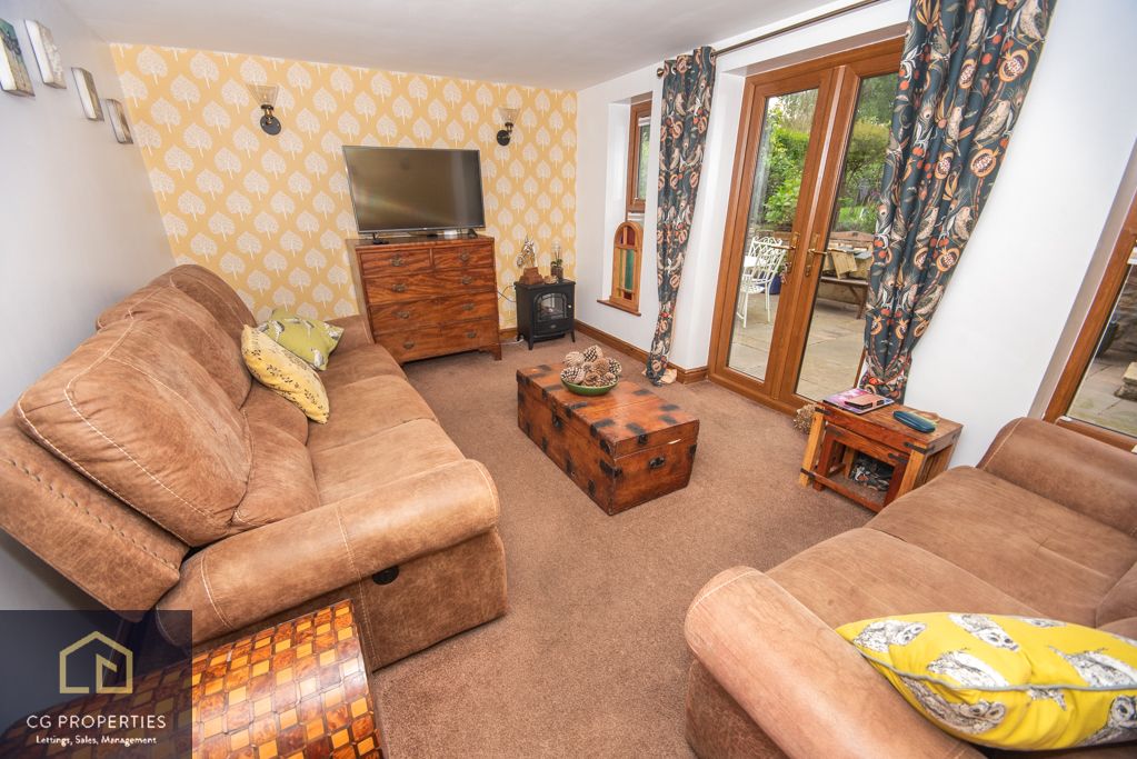 Property photo 3 of 19