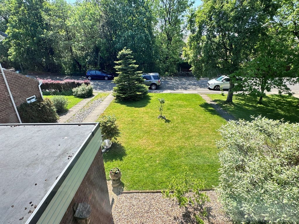 Property photo 3 of 20